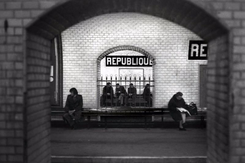 #9 Metro Republique, Paris, 1971
