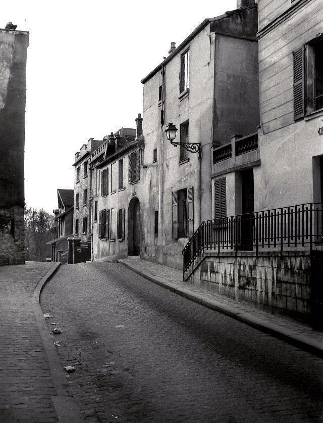 #17 Montmartre, Paris, 1971