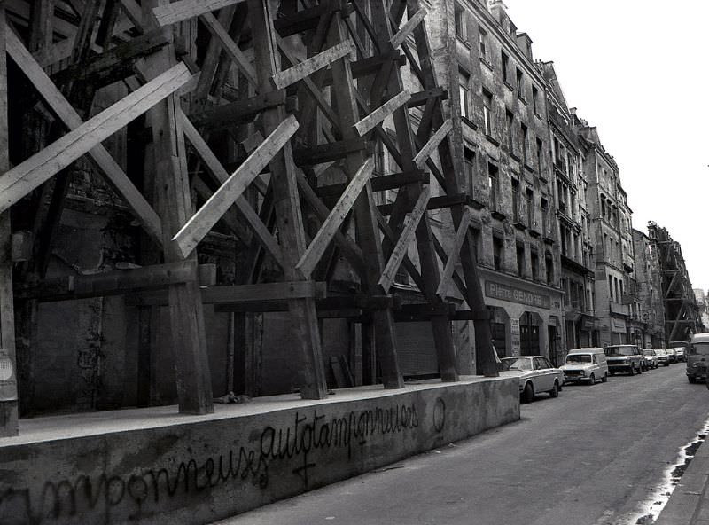 #11 Street scene of 3rd arrondissement, near metro Arts et Metiers, Paris, 1978