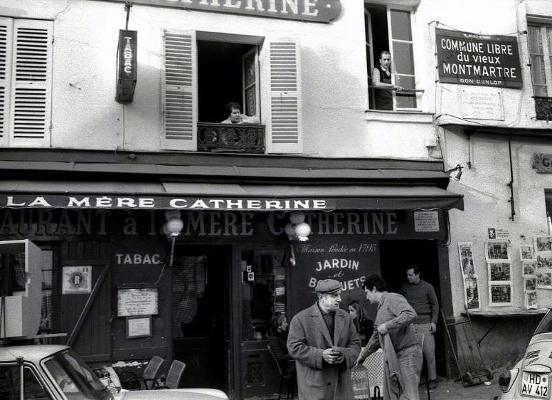 #15 Cafe La Mere Catherine, Place du Tertre, Montmartre, Paris, 1971
