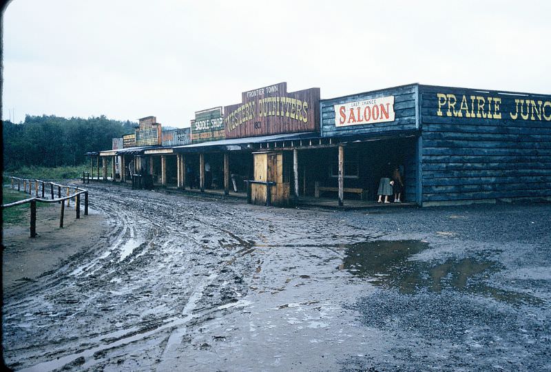 #38 Frontiertown in the rain, New York. August 1955