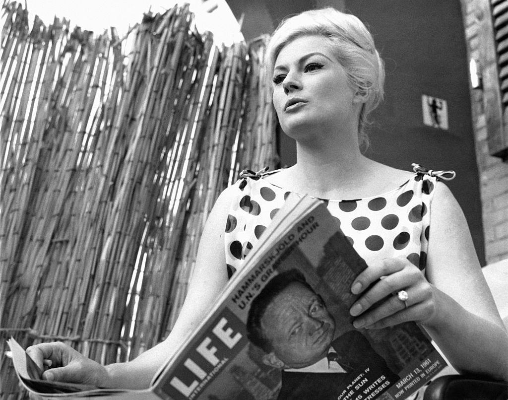 #66 Anita Ekberg in her house on March 23, 1961 in Rome.