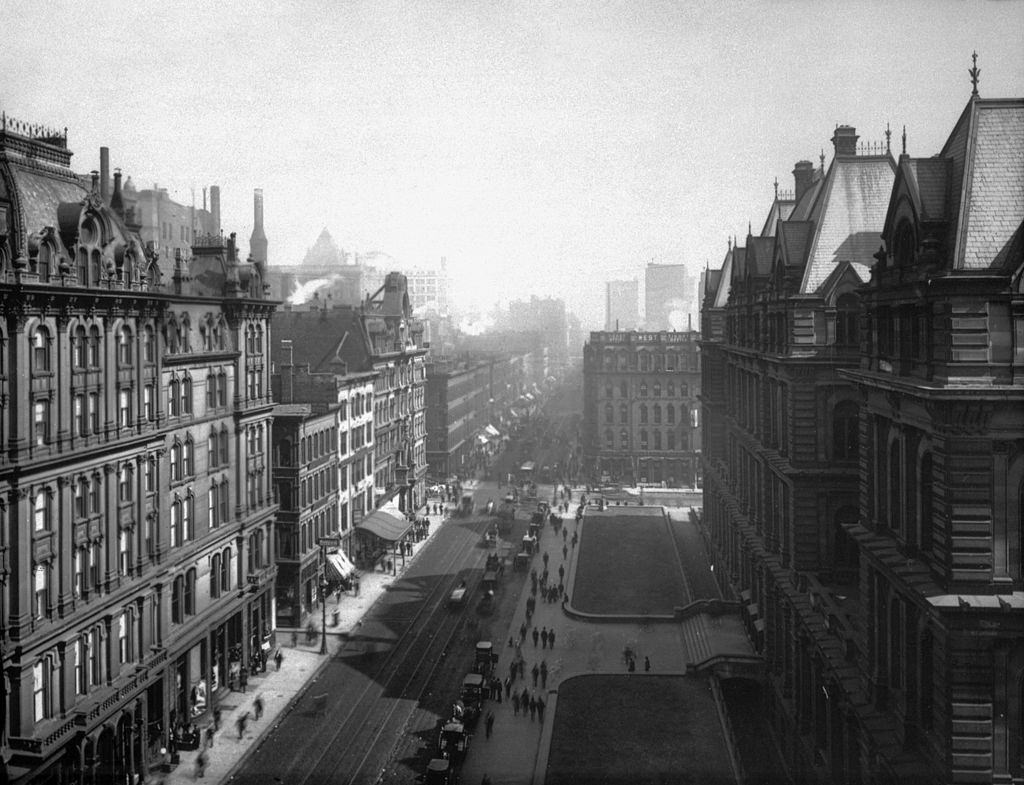 #24 Looking North On Clark Street. Chicago circa 1910s.