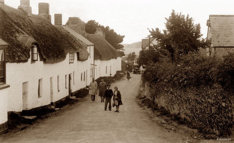 #30 Bantham, Devon, circa 1920s