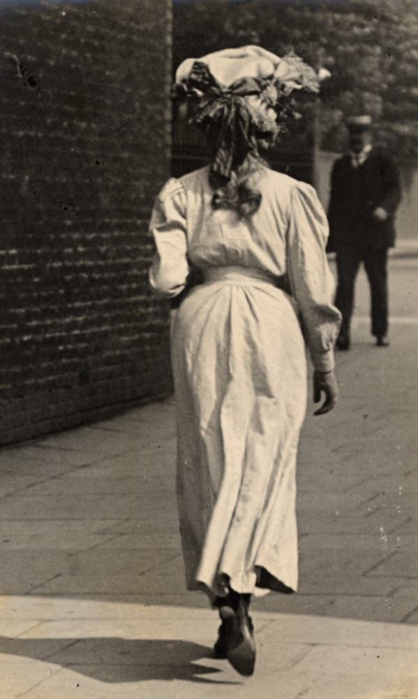 #20 Kensington. June 26, 1906