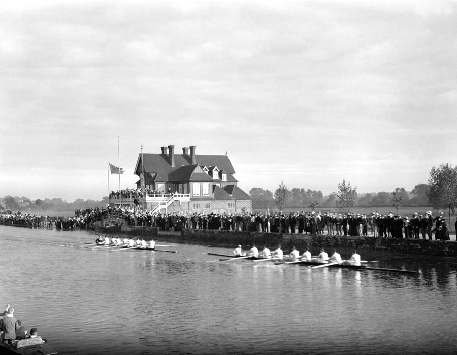#29 Oxford rowing club, Oxford, England, 1904