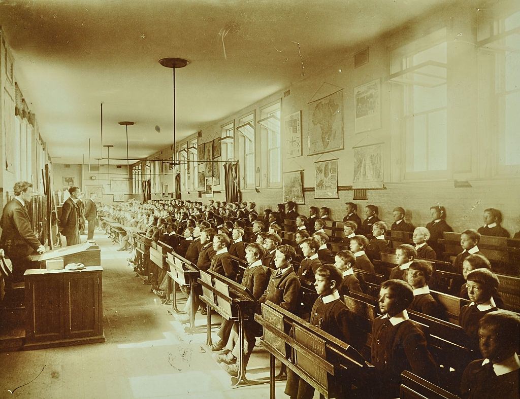 #5 Ashford Residential School, Middlesex, 1900.