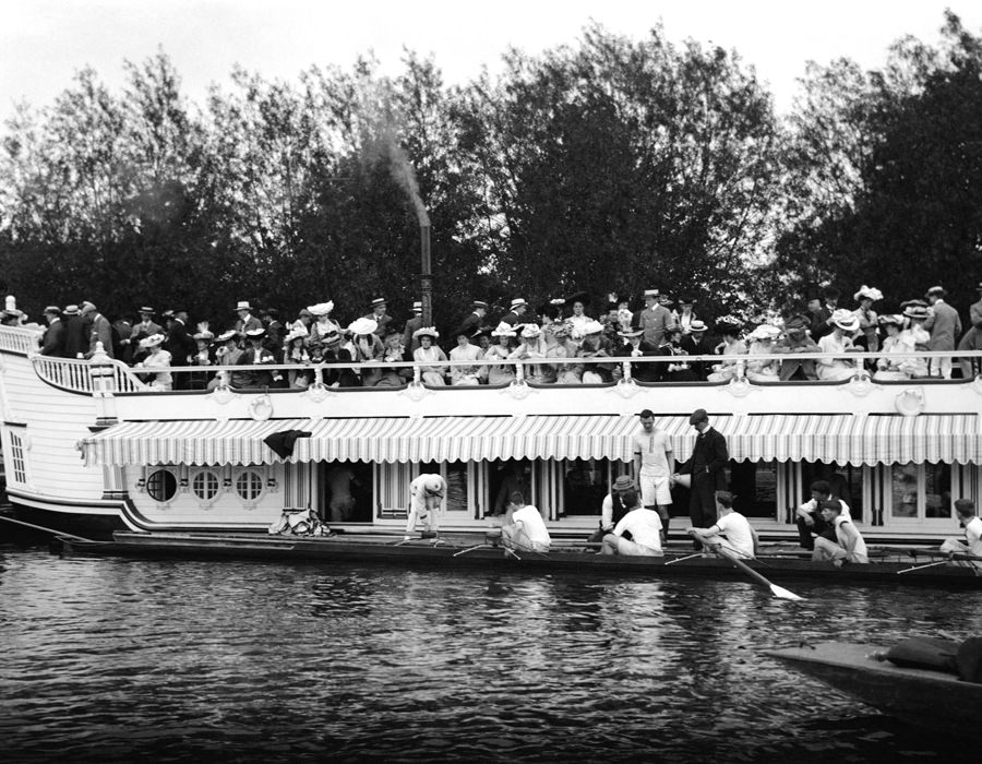 #25 Eights crew at Keble College barge, Oxford, 1904