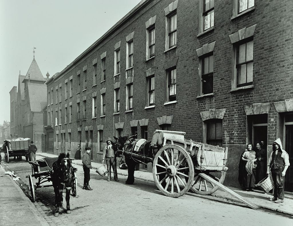 #63 Dustmen and dust cart in Beckett Street, Camberwell, London, 1903.