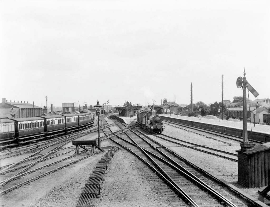#67 Didcot Junction, Oxfordshire, 1904.