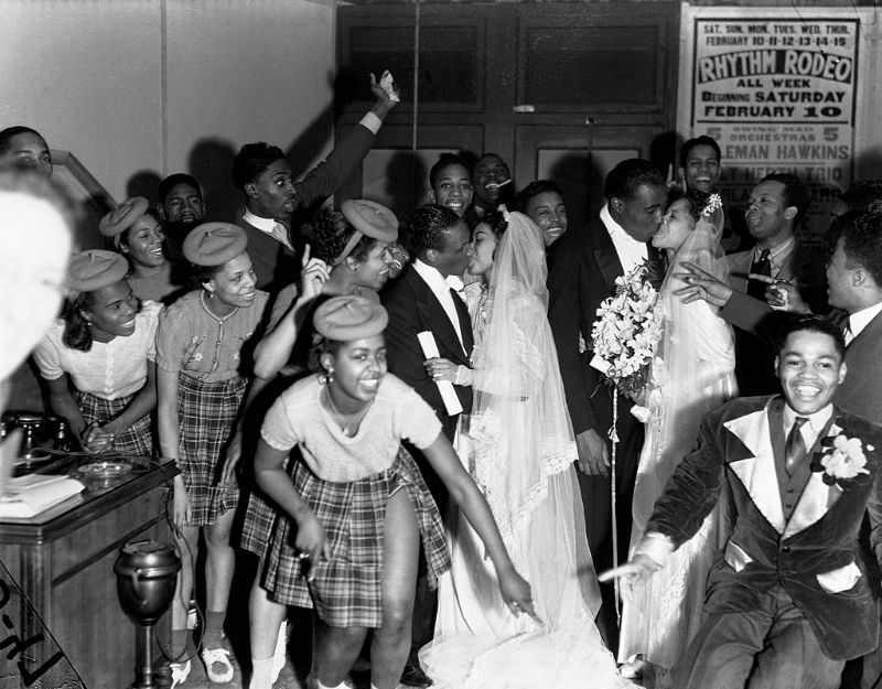 #2 A double wedding in Harlem, 1940s.