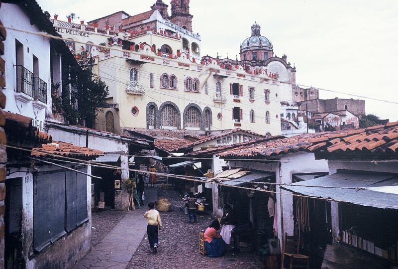 #47 Market scene, Taxco. December 1958