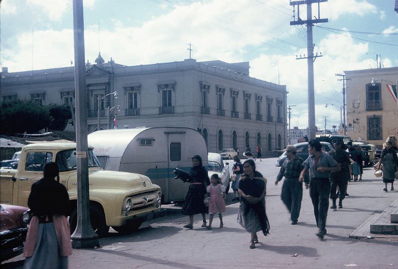 #52 Capitol Square, Toluca. December 1958