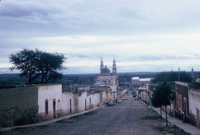 #58 Main street, village of Lagos de Moreno, December 1958