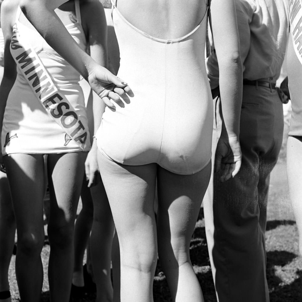 #17 Miss America contestants in Atlantic City, September 1945.