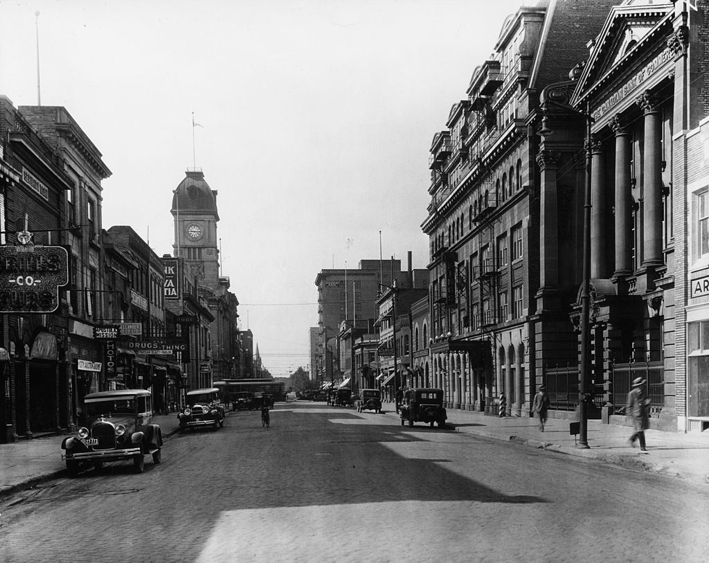 #5 Looking south on Scarth St, Regina, Saskatchewan, 1920s.