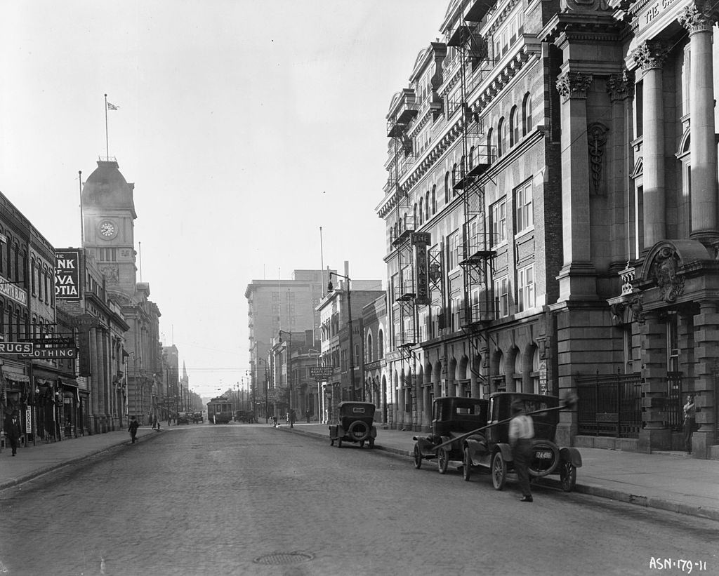#6 Scarth Street, a busy shopping street in Regina, Saskatchewan, 1920s.