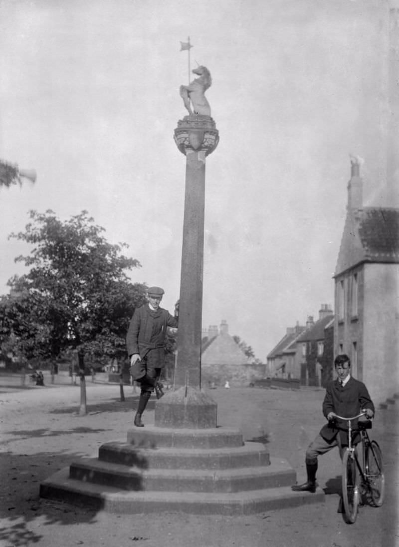 #2 View of the market cross from the south, 1904.
