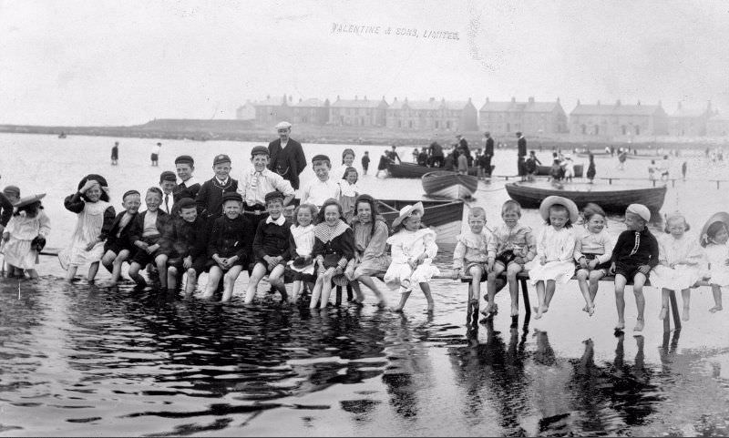 #5 School outing at beach, 1907.