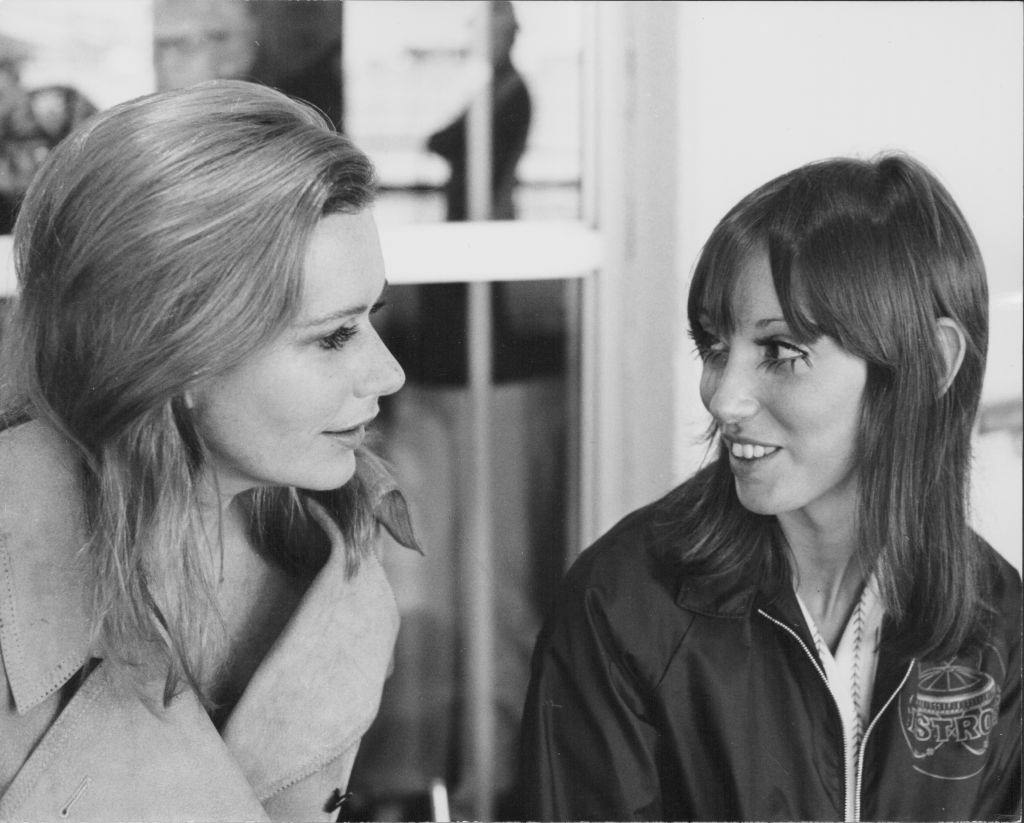 #37 Shelley Duvall with Sally Kellerman in a scene from the movie ‘Brewster McCloud’, 1970.