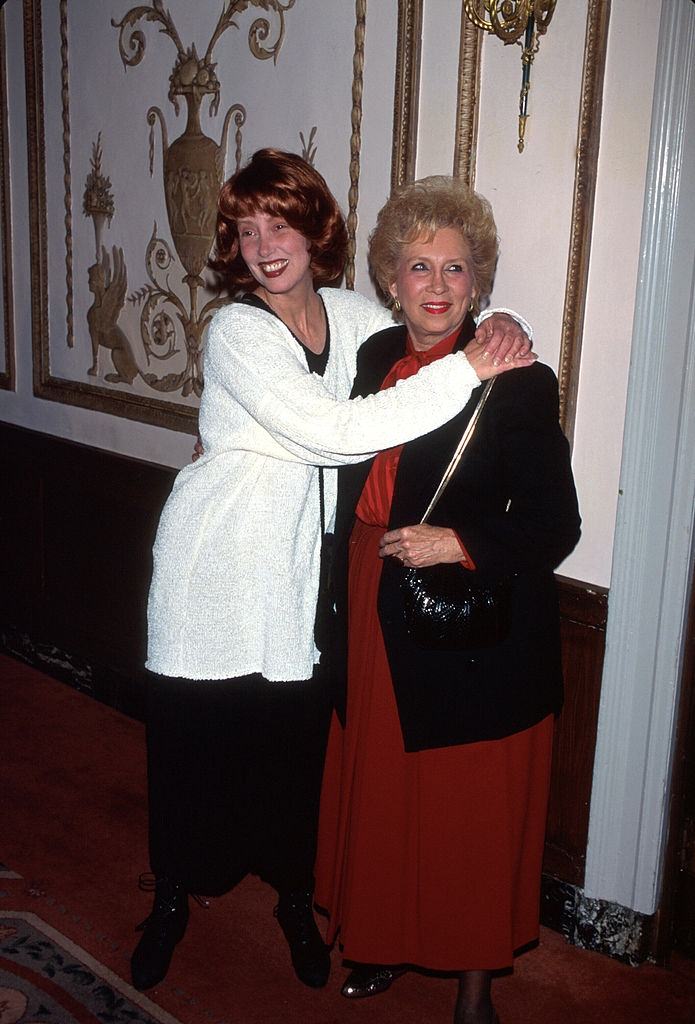 #29 Shelley Duvall with her mother, 1988.