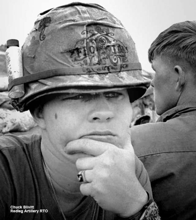 #25 During The Vietnam War Soldiers Wrote Satirical Slogans On Their Helmets To Express Themselves #25 Viet