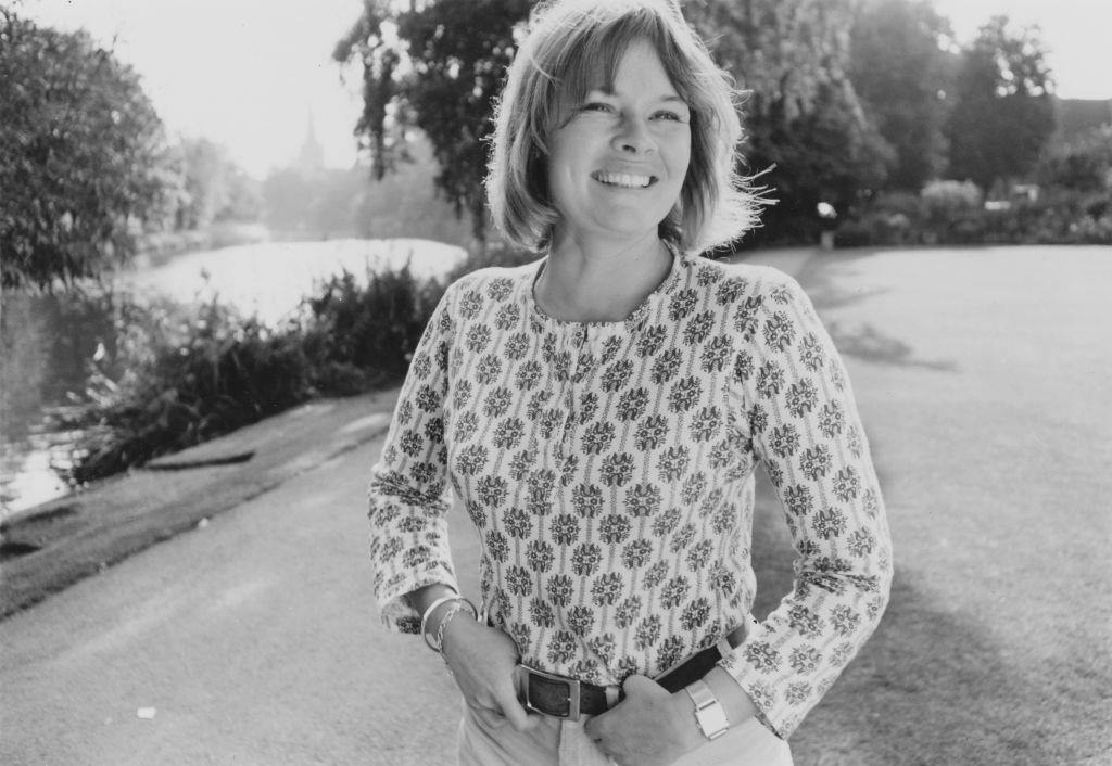 #27 Outdoor portrait of Judi Dench, October 1971.