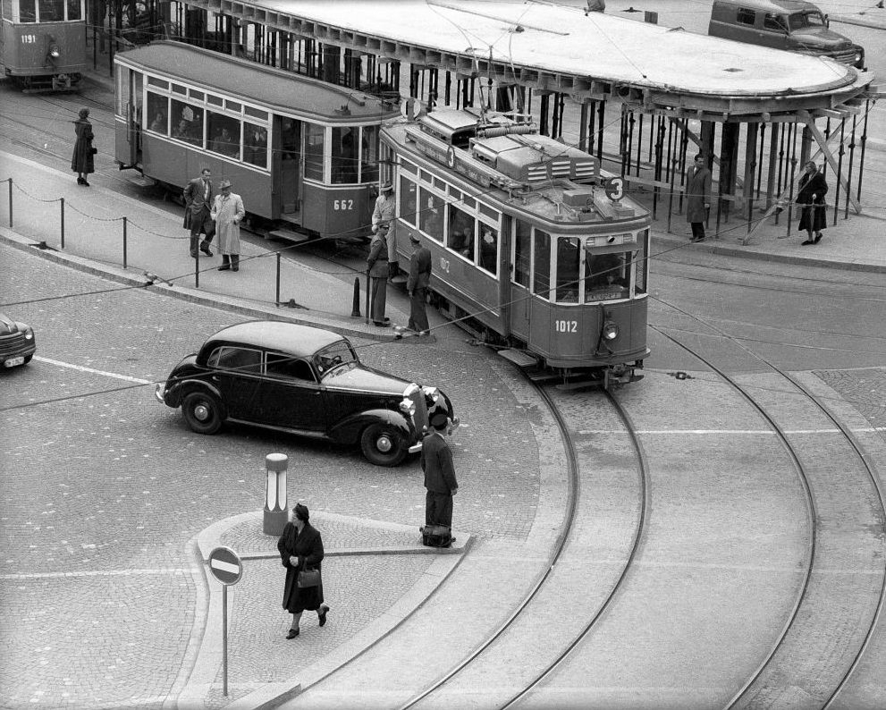 #15 Central, Zürich, 1950.