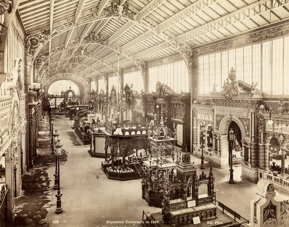 #19 The Grand Gallery of the various industries.