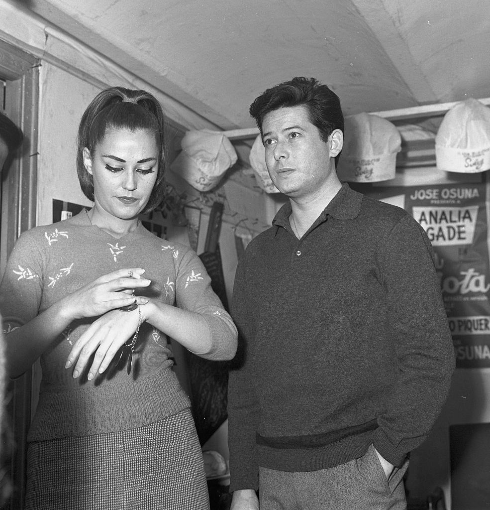 #24 The Spanish Actor Vicente Parra with the Argentina actress Analia Gade in Barcelona, 1962.