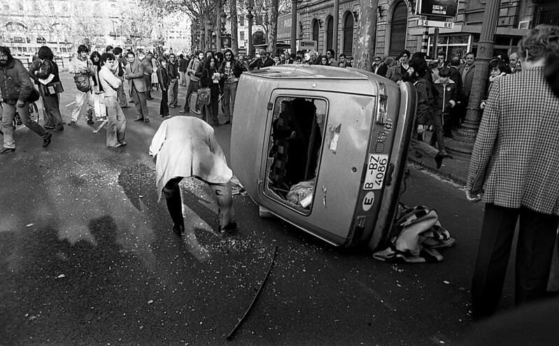 #26 Car destroyed by protesters. Barcelona, 1979.