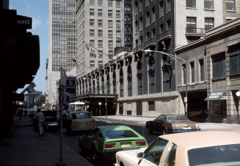 #36 East Walton Street towards the entrance to The Drake Hotel, 1976