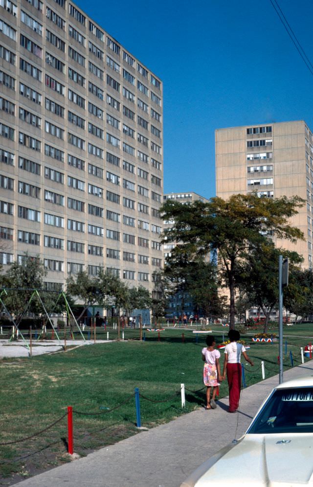 #41 William Green Homes, high-rise apartment buildings in the Cabrini-Green public housing development, 1976