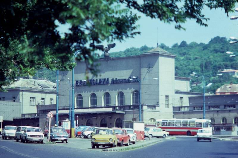#12 Bratislava main railway station, 1979