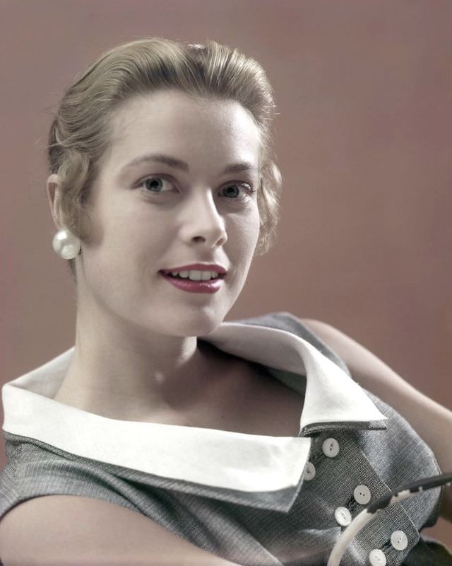 #6 Grace Kelly, 1953