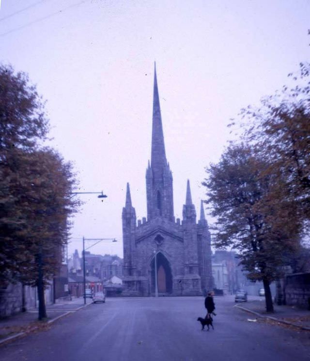 #29 The Black Church, Dublin, 1965