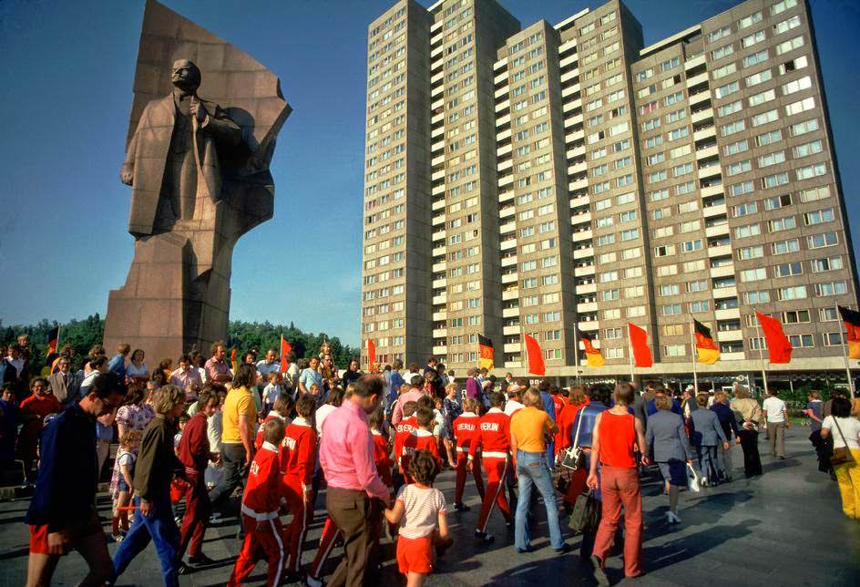 #41 Lenin statue in front of new apartment blocks. East Berlin, 1974