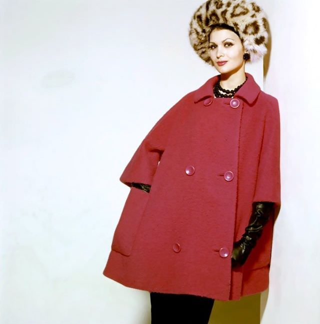 #41 Isabella Albonico, photo by Tom Palumbo (used as cover), Vogue, September 15, 1960