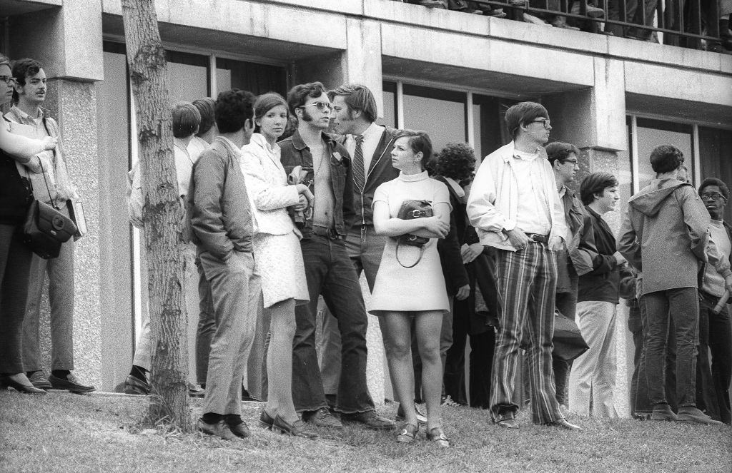 #30 Demonstratos gathered around Blanket Hill, May 4th 1970.
