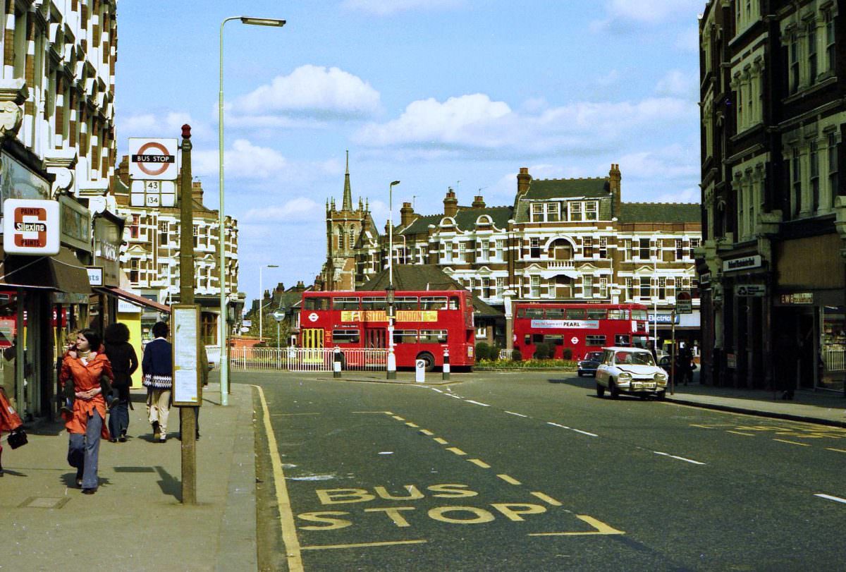 #9 Muswell Hill Broadway on 20th April 1975