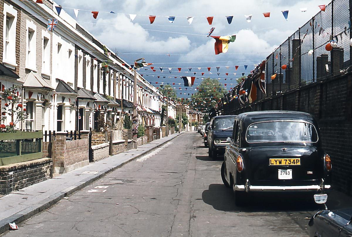 #11 Novello Street, Fulham, June 1977