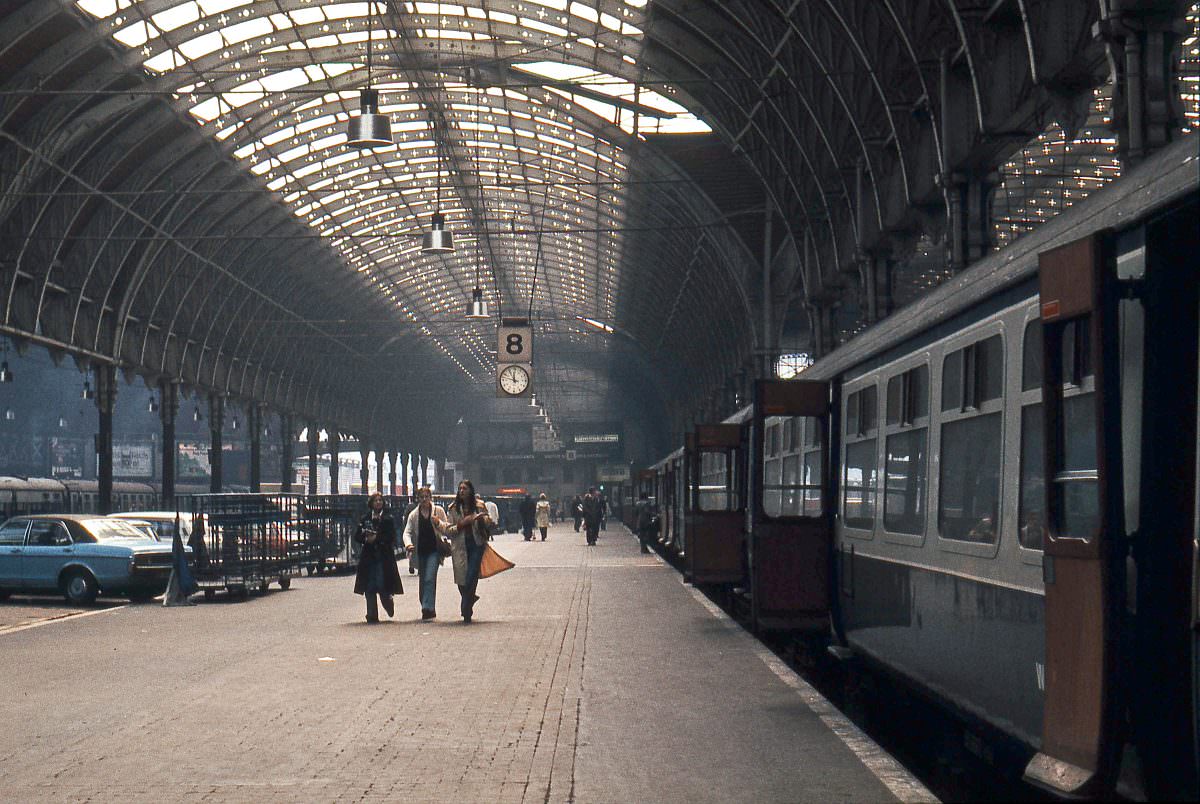 #12 Platform 8 at Paddington station on 29th May 1976