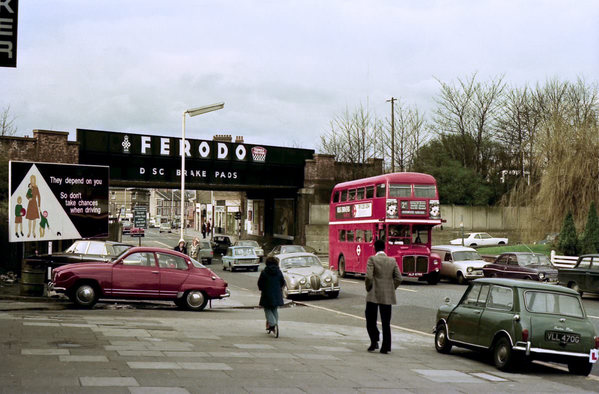 #28 Routemaster in West Norwood, March 1975