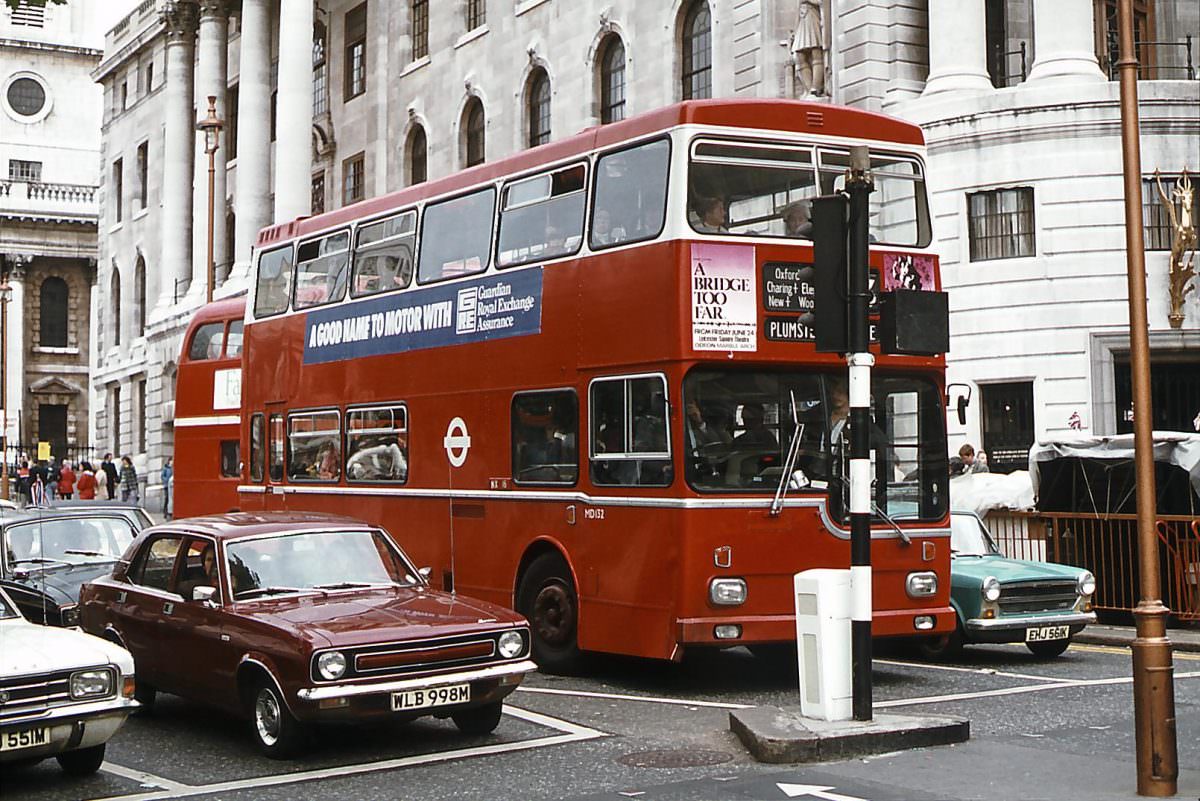 #33 Trafalgar Square on 6th June 1977