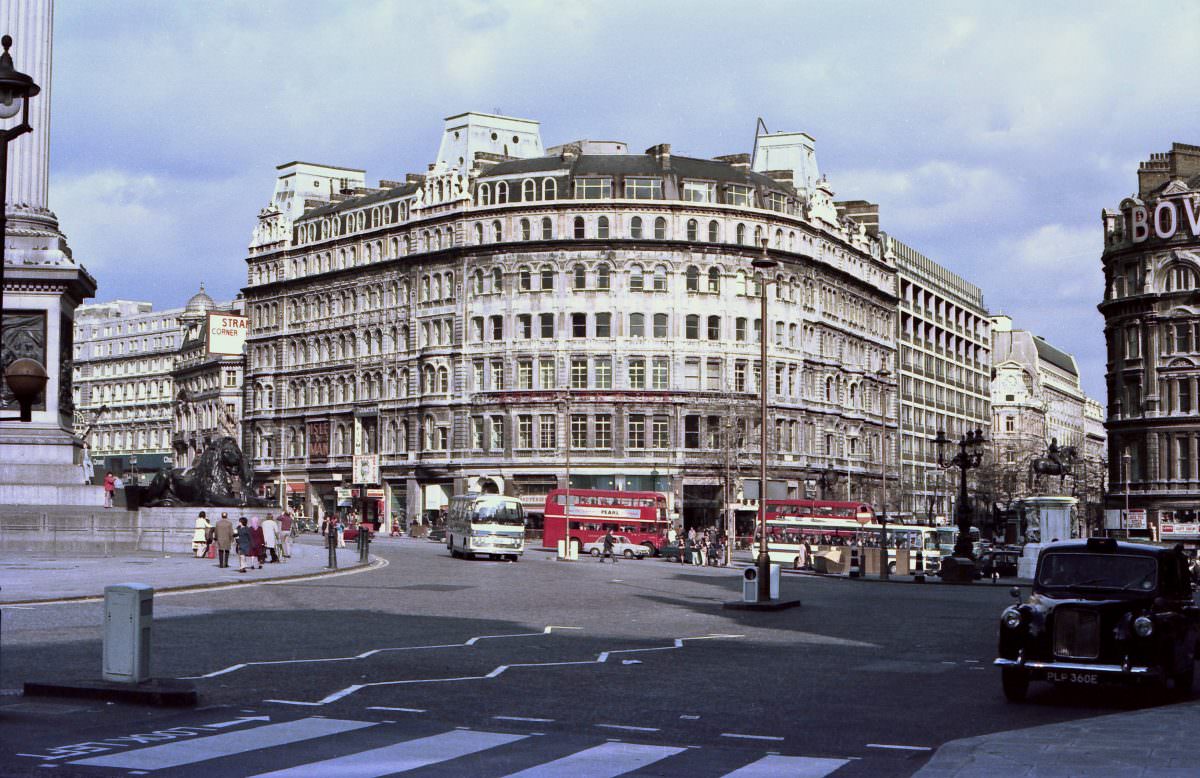 #36 Trafalgar Square, April 1976