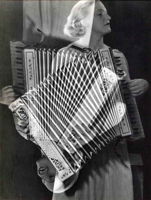 #27 Eva with Accordion, 1934