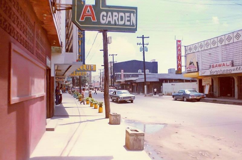 #12 A little farther down the street but looking forward (towards Rizal and Magsaysay intersection)