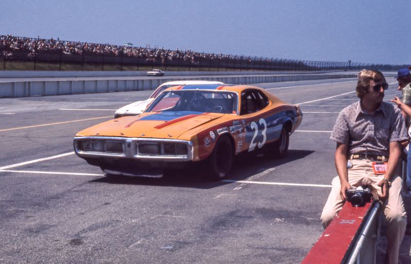 Earl Brooks’ 1974 Dodge