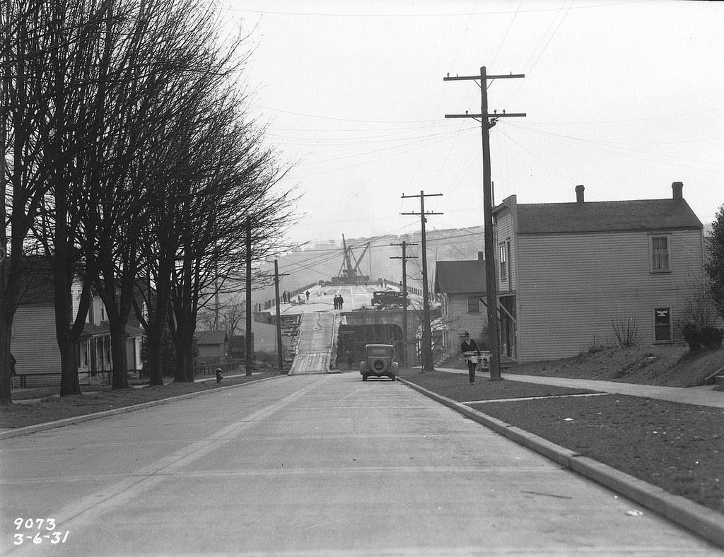 #16 Aurora Bridge under construction, 1931