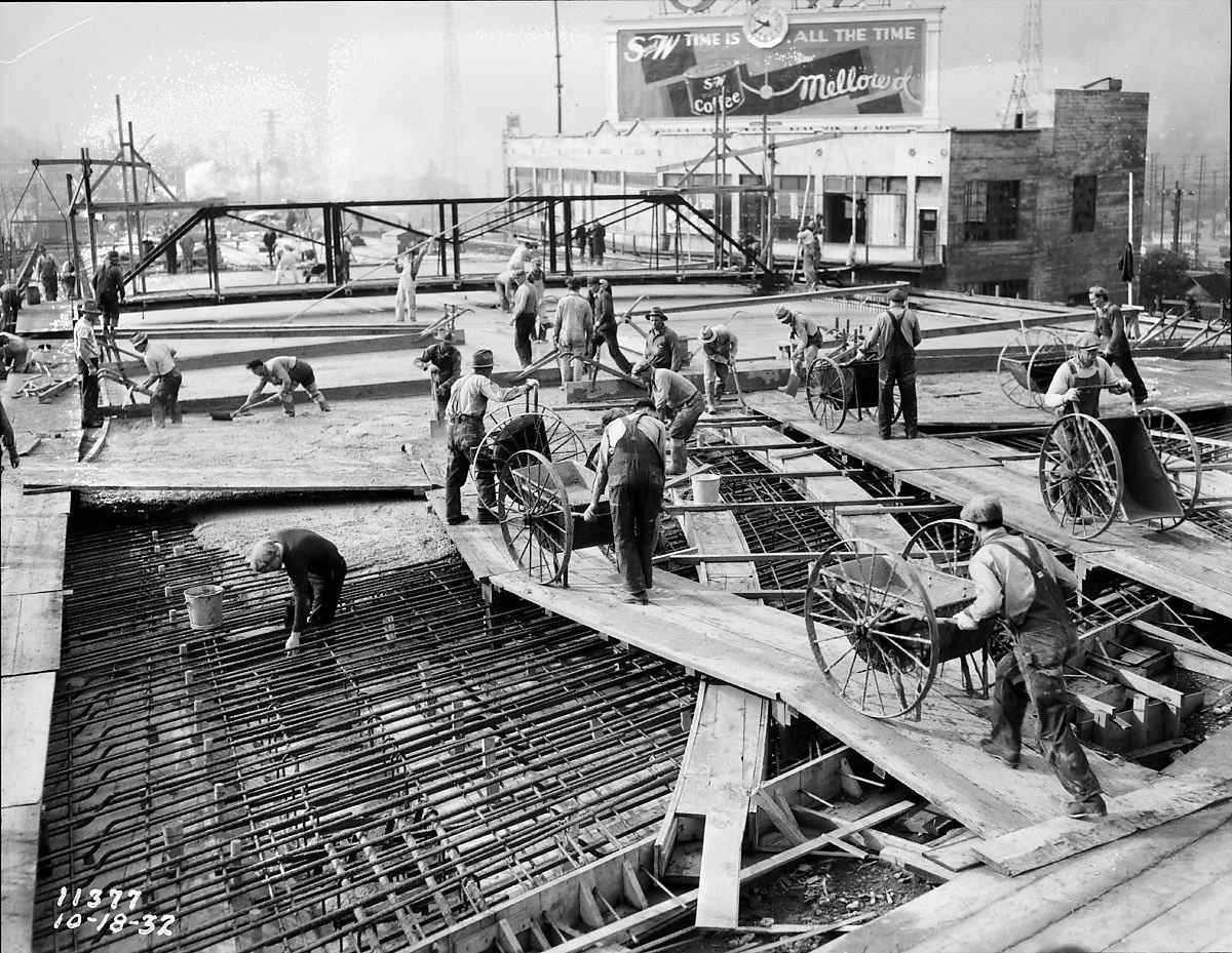 #19 University Bridge under construction, 1932